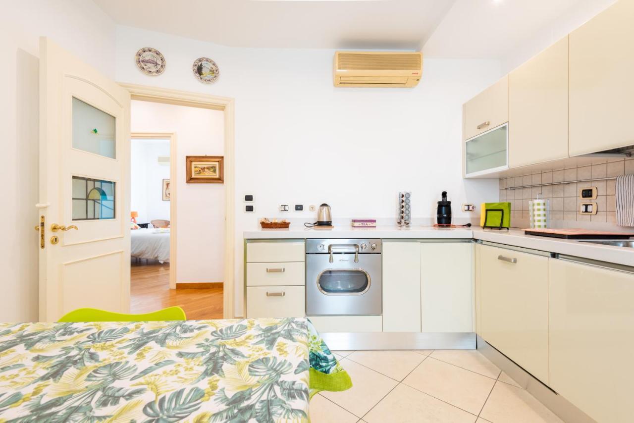 Apartmán Casa Dante Center Bari Exteriér fotografie