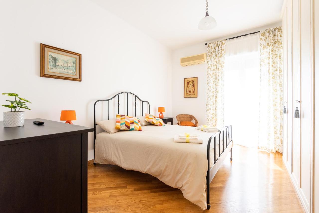 Apartmán Casa Dante Center Bari Exteriér fotografie